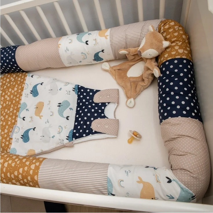 ULLENBOOM ® Nestchenschlange Bettschlange Baby 300cm, Ideal als Bettumrandung, Wale, Bezug aus 100% Baumwolle (Made in EU), weiche Polsterung – Bild 3