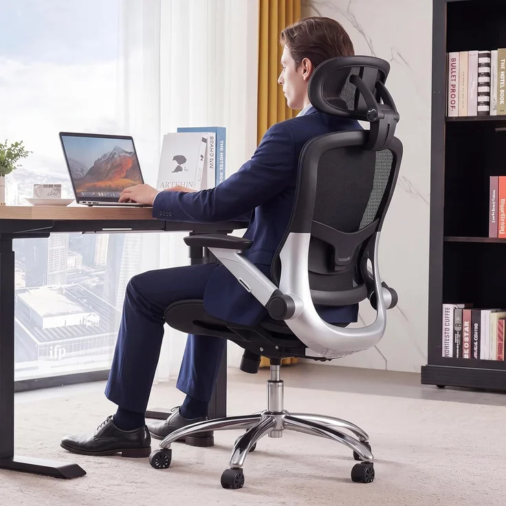 COMHOMA Bürostuhl, ergonomischer schreibtischstuhl mit Mesh, 2D-Kopfstütze, 4D-Armlehnen, Hohe Rückenlehne mit Wipp- & Feststell (90-125°), extra breite Sitzfläche, Belastbarkeit 180 kg, Schwarz – Bild 2