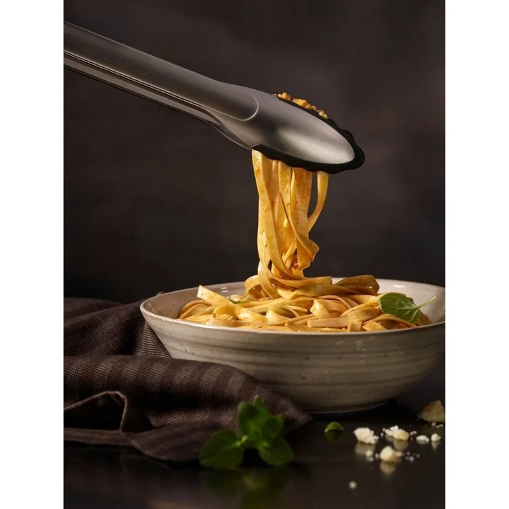 RÖSLE Gourmetzange, 30 cm, Küchenzange mit Silikonrand und patentiertem Verschlusssystem – Bild 2