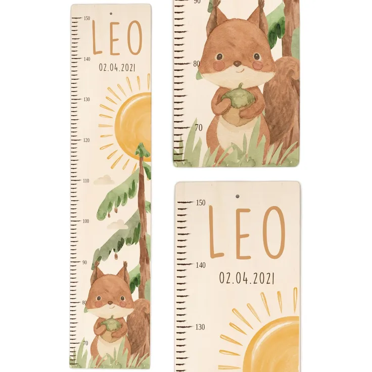 Kidsmood - Personalisierte Messlatte Kinder aus Holz – Hochwertige Messleiste & Wand-Deko für Baby- & Kinderzimmer mit liebevollem Eichhörnchen im Wald – Tolles Geschenk zur Geburt- Skala 65-140cm