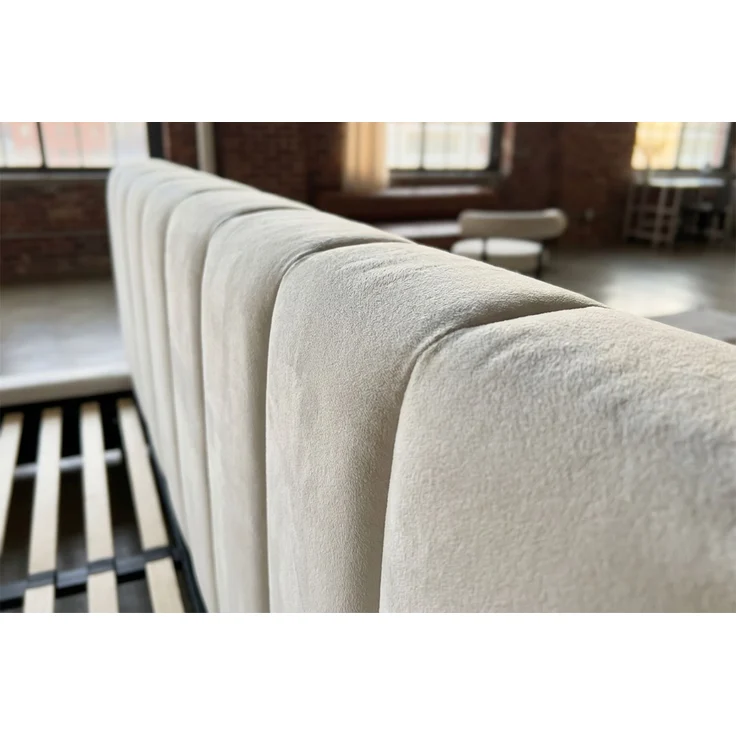 KAWOLA Bett CATTURA Polsterbett Velvet creme 200x200cm mit Lattenrost – Bild 7