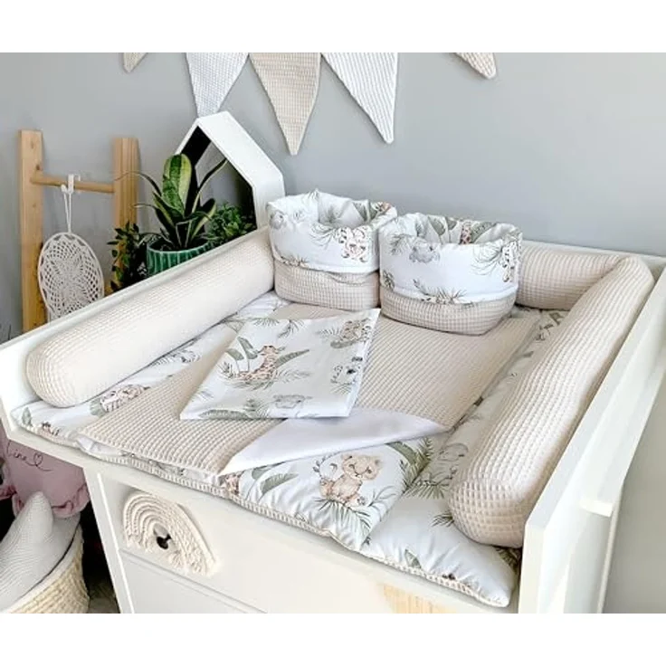 Wickelauflage Set 6-teilig – Wickelunterlage aus Baumwolle & Waffelstoff – Baby Wickelauflage – Geschenk zur Babyparty – Wickeltischauflage – 75x72 cm (Breite x Tiefe), Safari und hellbeige – Bild 2