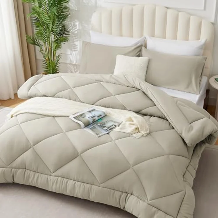 WAVVE Bettdecke 155x220 cm Ganzjahresdecke 4 Jahreszeiten, Steppdecke 300gsm Mikrofaser 155x220 cm, Super Weiche Decke Zudecke Schlafdecke Atmungsaktive 155x220 Beige – Bild 2