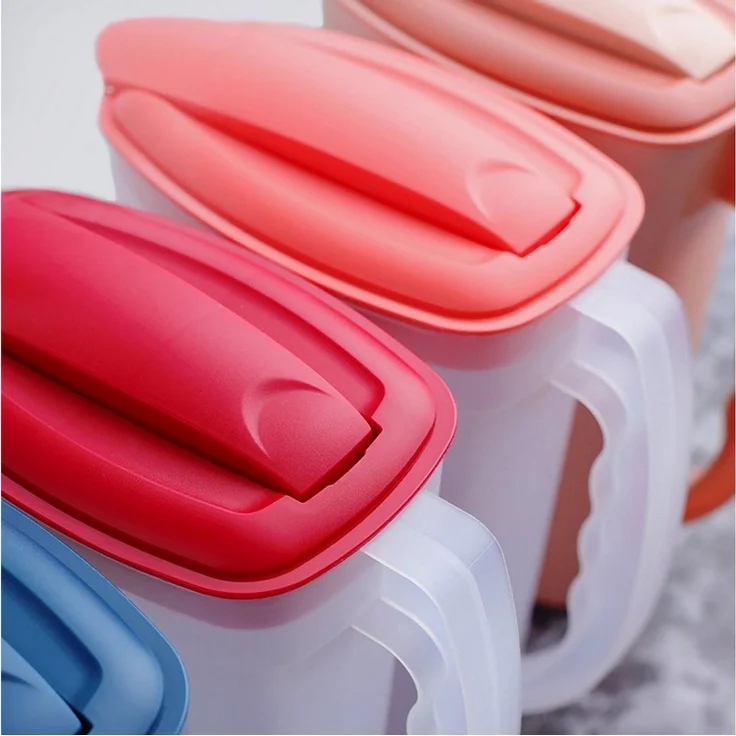 Engelland Wasserkrug Getränkekkrug mit Füllskala und abnehmbarem Deckel, (Vorteils-Set, 3-tlg, 2 Liter Fassungsvermögen je Krug), BPA-frei, frostbeständig, spülmaschinengeeignet, Kühlschrankkrug – Bild 3