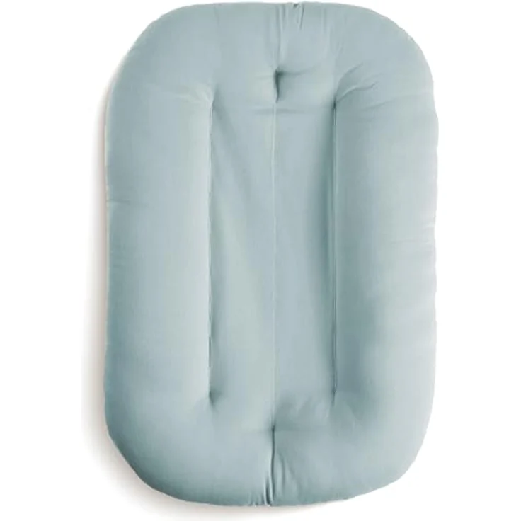 Snuggle Me® Babynest (0-9 Monate) - Premium Babynestchen Neugeborene, Bio-Baumwolle mit Faserfüllung, Ungepolsterte Mitte, die Umarmungen imitiert, 100% Maschinenwaschbar, Inkl. Reisetasche (Slate) – Bild 2