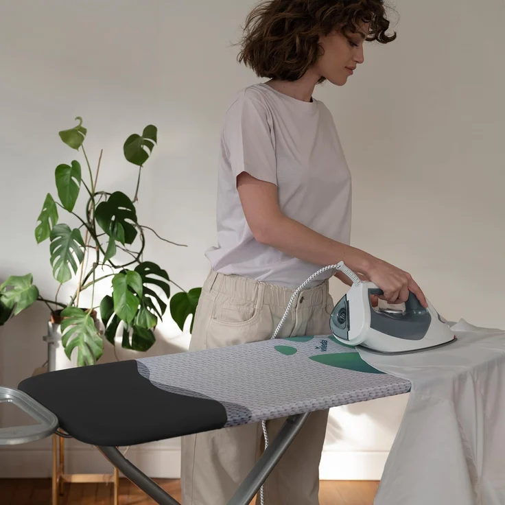 Vileda Park+Go, Bügelbrettabdeckung, Baumwolle, Schaum, Polyurethan, Schwarz, Rot, Abbildung, 45 cm, 130 cm – Bild 7