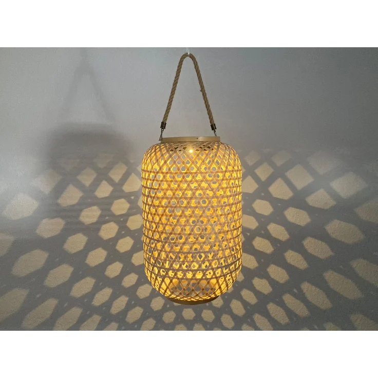 LED Solarlaterne AURE hängend aus Bambus Korbgeflecht mit Sisalseil, Höhe 56cm – Bild 3