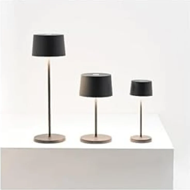 Zafferano, Olivia Micro Lampe, Kabellose, Wiederaufladbare Tischlampe mit Touch Control, Auch für den Außenbereich Geeignet, Dimmer, 2200-3000 K, Höhe 20 cm, Farbe Corten – Bild 6