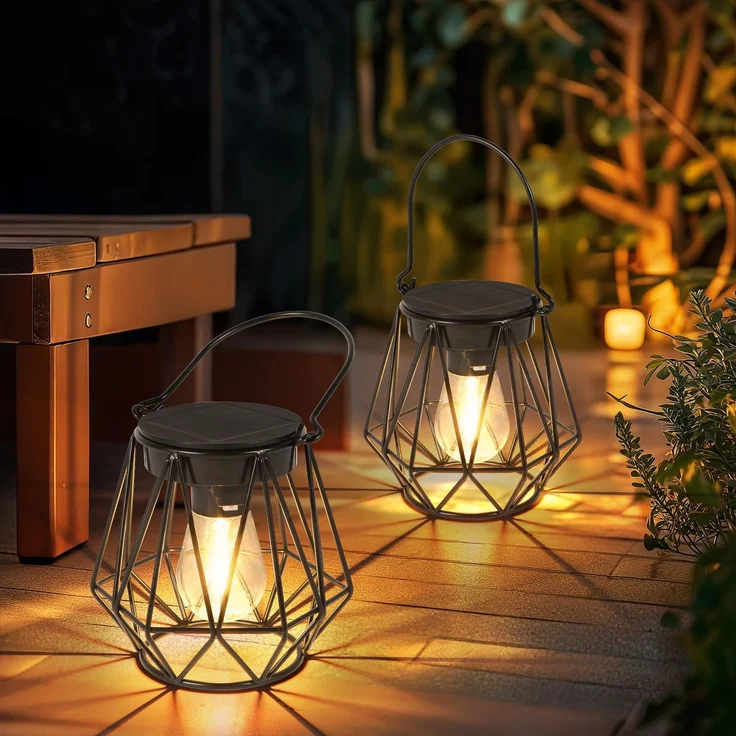 Ketom Solarlampen für Außen Hängend/Stehend, 2 Stück Retro LED Solar Laternen, IP65 Wasserdicht Metall Solarlaternen, für Garten, Draußen, Patio, Weg, Camping, Rasen, Schwarz, Sechseck