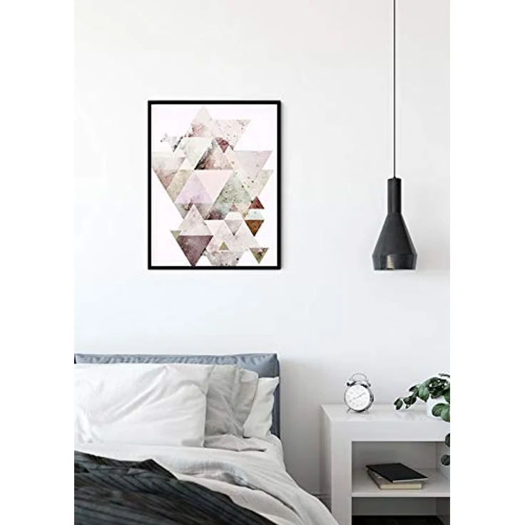 Komar Triangles Red, Wandbild aus Premium-Poster Fotopapier mit geometrischem Design, 50 x 70 cm, ohne Rahmen – Bild 3