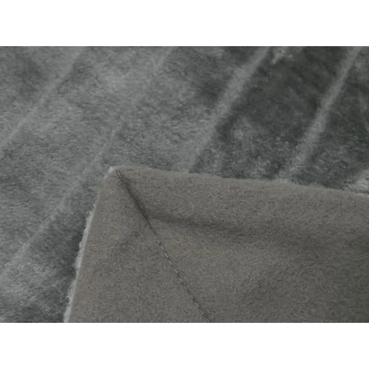 Zollner Kuscheldecke, Grau, 150x200 cm, Oeko-Tex® Standard 100, aus 100% Polyester, leicht und anschmiegsam – Bild 6