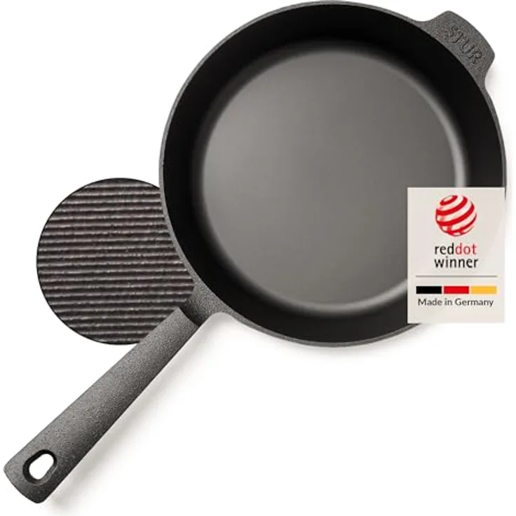 STUR Gusseisenpfanne Induktion 28 cm - Cast Iron Pan für alle Herdarten - Pfanne Gusseisen fein geschliffen - 100% Made in Germany - frei von künstlicher ANTIHAFT-BESCHICHTUNG & kratzfest