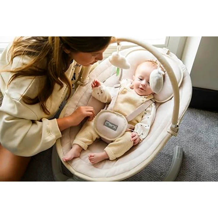 MoMi KENANI SAND Babywippe für Babys bis 9 kg, mit LED-Display, Fernbedienung & Bluetooth für Smartphone, Batterie- oder Stromanschluss, mit 5-Punkt-Sicherheitsgurt, Bügel und Spielzeug – Bild 17