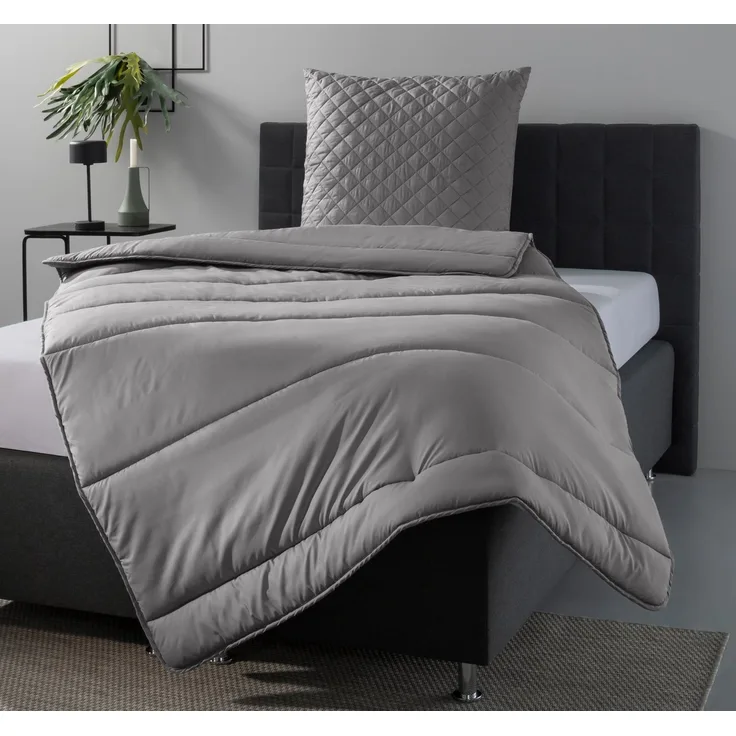 OTTO home Microfaserbettdecke + Microfaserkissen Clarra Spar Set, Decke + Kissen 135x200, 155x200 cm & weitere Größen, Set mit Kissen 40x80 cm, 80x80 cm, Sommer, Herbst, Winter in grau