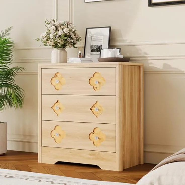 GarveeHome Kommode Mit 3 Schubladen, Nachttisch Mit Durchbrochenem Muster Und Kristallknauf, Dekorativer Beistelltisch Mit 220 kg Tragkraft, Für Wohnzimmer Und Schlafzimmer, 80 x 40 x 77 cm – Bild 3