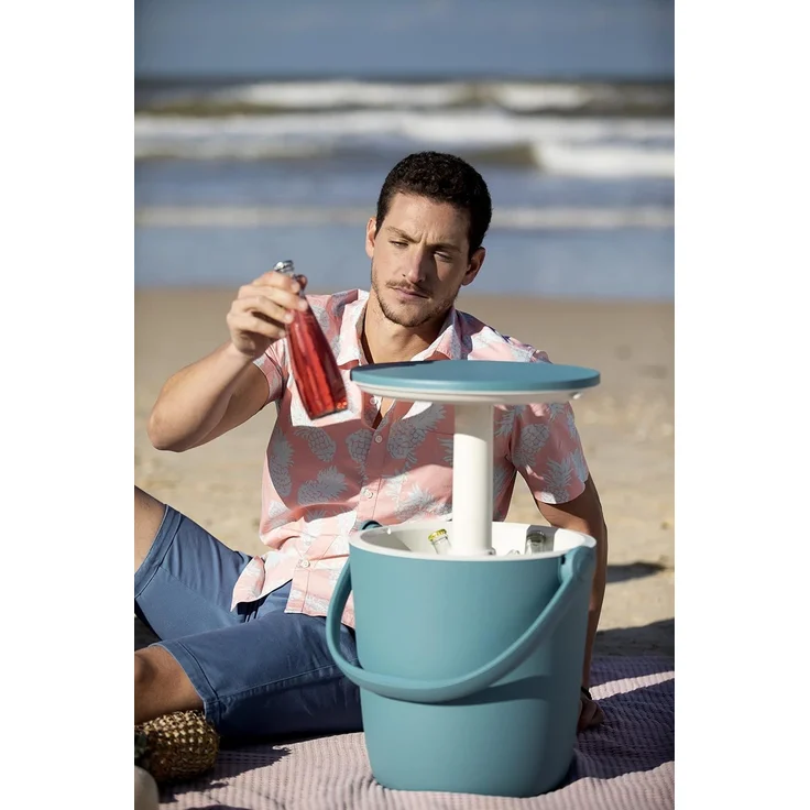 Keter Kühlbox Go Bar, mobiler 2-in-1-Getränkekühler und Serviertisch, ausziehbar, blau, wetterfest – Bild 7