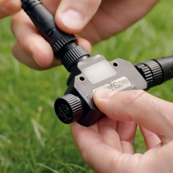 Philips Hue Outdoor T-Stecker – Bild 3