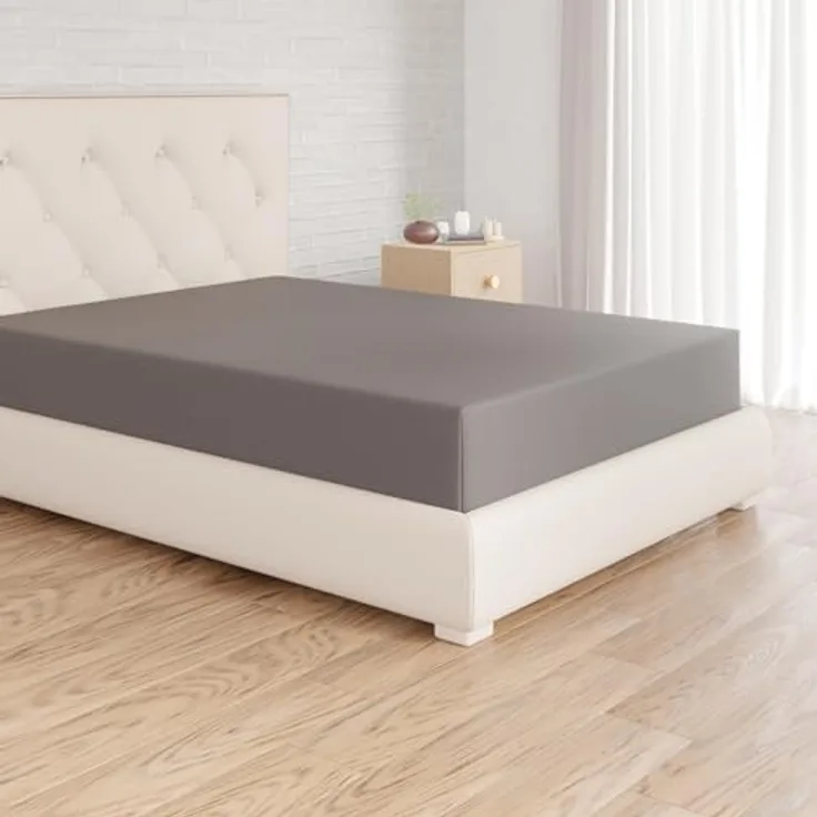 Amazon Basics Jersey Spannbettlaken, 100% Baumwolle, atmungsaktiv, für Matratzenhöhe bis 30 cm, 120 x 200 cm, Dunkelgrau