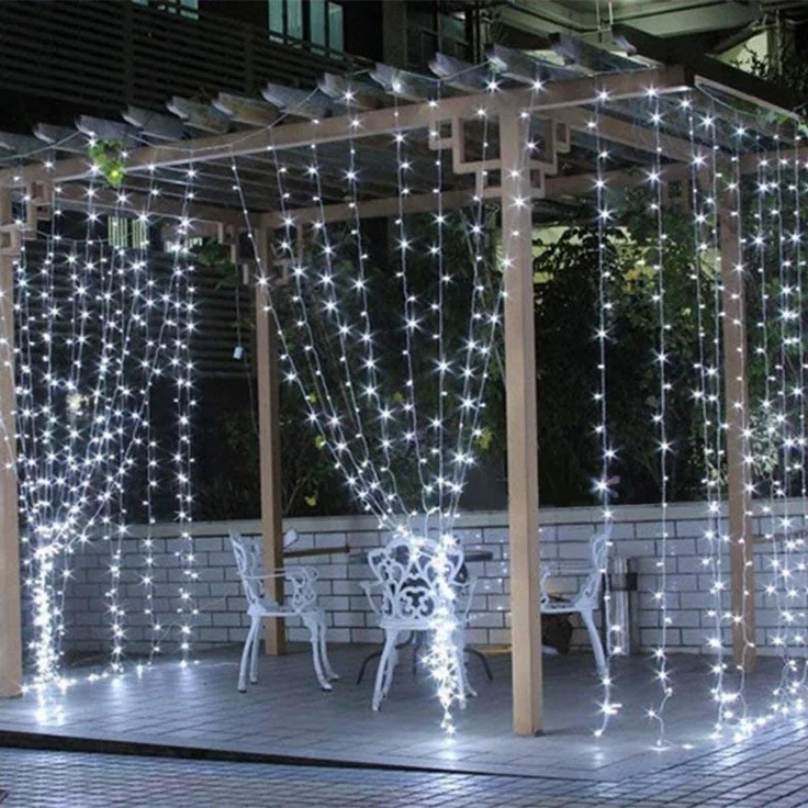 Salcar LED-Lichterkette LED Lichtvorhang Weihnachten Lichterkette 8 Beleuchtungsmodi, Timer und Memory-Funktion, Spritzwassergeschützt, 3 x 3m Kaltweiß – Bild 1