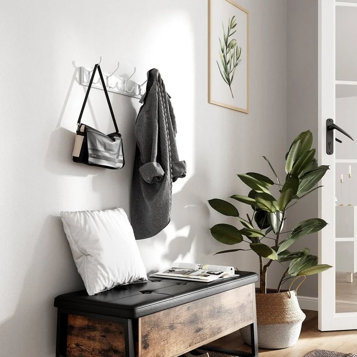 SONGMICS Wandgarderobe, Garderobenleiste, 4 Dreifach-Haken aus Metall, Hakenleiste für Kleidung, Taschen, für Flur Schlafzimmer Wohnzimmer, vormontiert, wolkenweiß LHRDE30WT – Bild 2