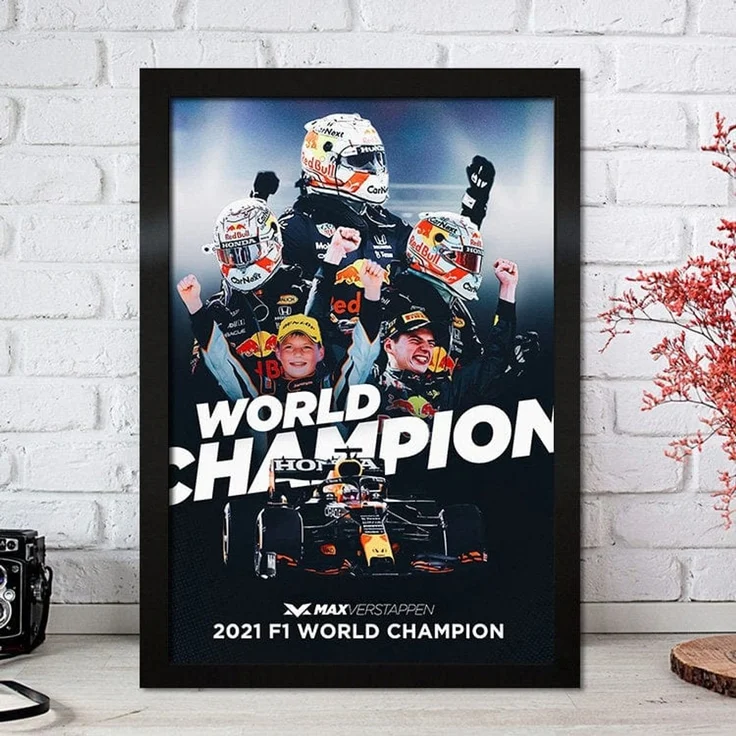 Poster Formel 1 Max Verstappen Rennfahrer Helm Rennwagen Red Bull · Deko Print ohne Rahmen - I / 40x50 cm – Bild 5