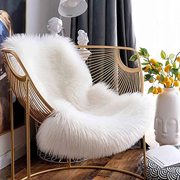 HEQUN Faux Lammfell Schaffell Teppich Kunstfell Dekofell Lammfellimitat Teppich Longhair Fell Nachahmung Wolle Bettvorleger Sofa Matte (50x80 cm, Weiß) – Bild 6
