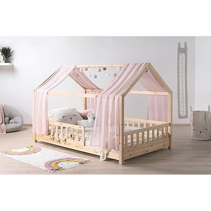 TiCAA Kinderbett Hausbett mit Tüll Kim 90x200 cm, 100x200 cm, 120x200 cm, 140x200 für Jungen & Mädchen, inkl. Rolllattenrost, Rausfallschutz variabel, Montessori Bett Natur aus Kiefer Massivholz – Bild 2