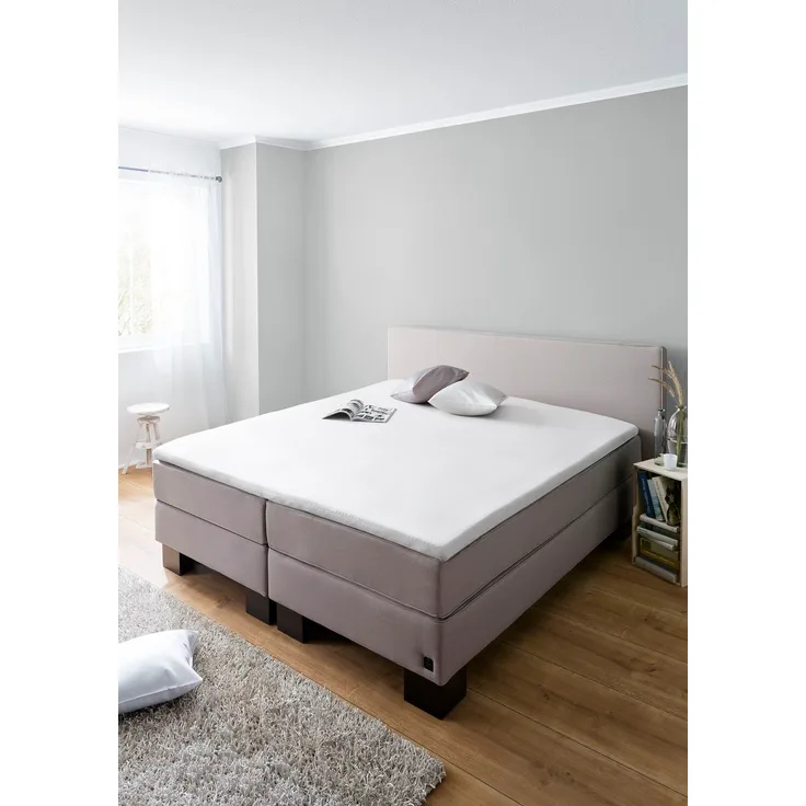 Schiesser Topper Spannbettlaken Flexi aus 95% gekämmter Baumwolle und 5% Elasthan für maximale Flexibilität, MADE IN GREEN