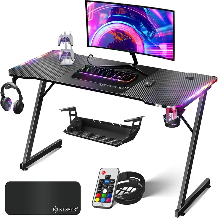 KESSER® Gaming Tisch LED, Z-Form Gamer Schreibtisch, Kopfhörerhaken & Kohlebeschichtung, Ergonomischer PC Computertisch, Stabiler Tisch mit Mauspad & Getränkehalter Schwarz Carbon mit LED, 140 x 60 cm – Bild 1