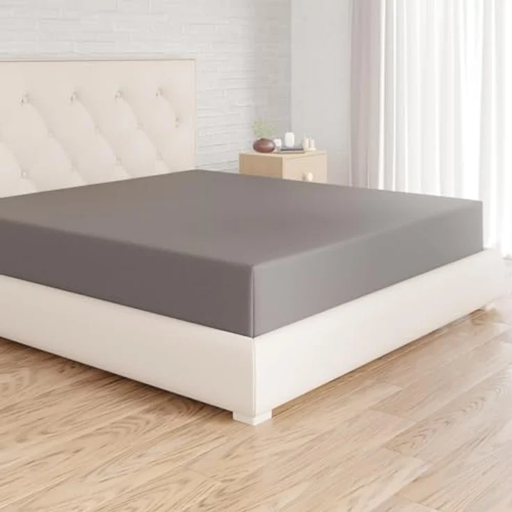 Amazon Basics Jersey Spannbettlaken, 100% Baumwolle, 180 x 200 cm, dunkelgrau, bis Matratzenhöhe 30 cm, atmungsaktiv, maschinenwaschbar – Bild 1