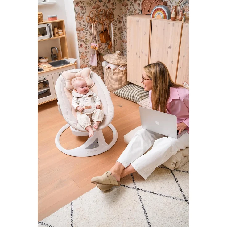 MoMi Babywippe PEARL für Babys bis 9 kg, 360° drehbarer Sitz, LED-Panel, Bluetooth, Fernbedienung, Batterie- oder Netzbetrieb, Netzteil mit USB-Kabel, 5-Punkt-Sicherheitsgurt, Bügel und Spielzeug – Bild 20