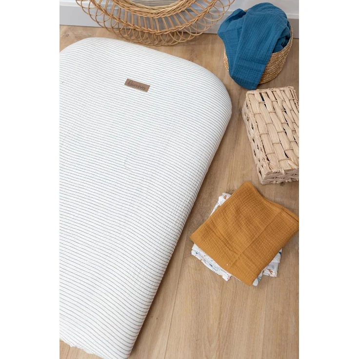 DOMIVA Wickelauflage, 50x75 cm, gestreift, aus Baumwoll-Gaze – Bild 3