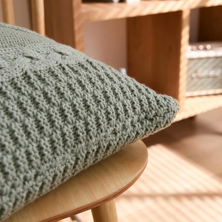 ABC Gestrickter Kissenbezug im Retro-Stil, grau – Bild 3