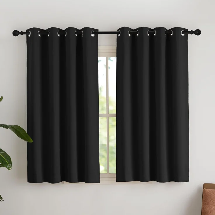 NICETOWN Schwarze Blickdichte Gardinen für Kleine Fenster Verdunkelungsvorhang mit Ösen 2er Set H145 x B140 cm Fenstervorhang Kurz Thermovorhang Kälteschutz Black Out Curtains
