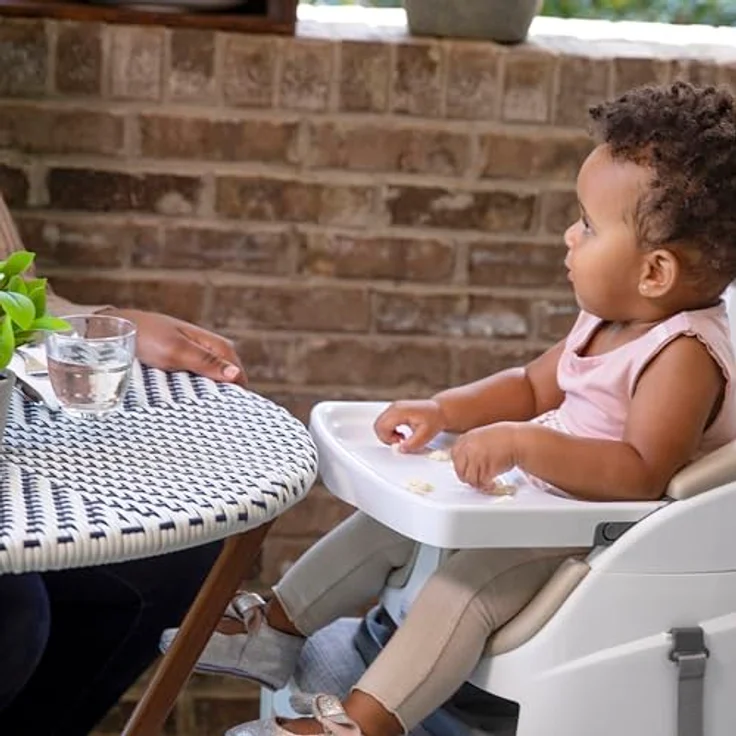 Ingenuity 2 in 1 Sitzerhöhung Stuhl, Babysitzerhöhung & Kleinkindersitz mit abnehmbaren Tablett, Essen & Fütterung Sitz für Kleinkinder, leicht zu reinigen, ideal für unterwegs, Beige, ab 6 Monaten – Bild 10