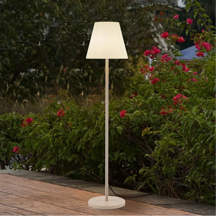Lucande Außen-Stehlampe Jaimy, Kunststoff Creme IP44, 1 x 15 W LED