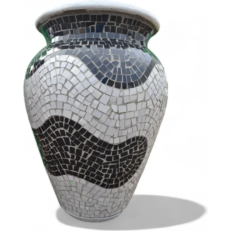 Pflanzgefäß Freya – Wellenförmiges Mosaikdesign Schwartz – Ø 55 cm, Höhe 90 cm – Handgefertigt aus Beton & Keramik-Mosaik