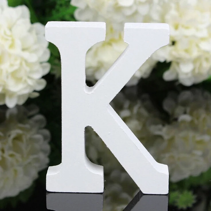Freeas Weiß Holzbuchstaben 8 cm für Wanddeko & Basteln (K) | Buchstaben Holz zum Selberbemalen für DIY-Bastelprojekte, Kinderzimmer, Geburtstage, Hochzeitsfeiern und Namensschild-Deko