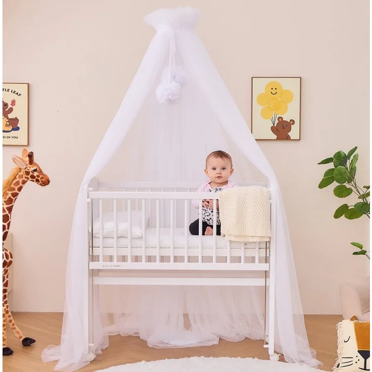 Alavya Home® Betthimmel mit 2 Bommeln und Himmelstange, 120cm lang, Babyzimmer Deko Schützt & Verzaubert Ihr Baby im Schlaf