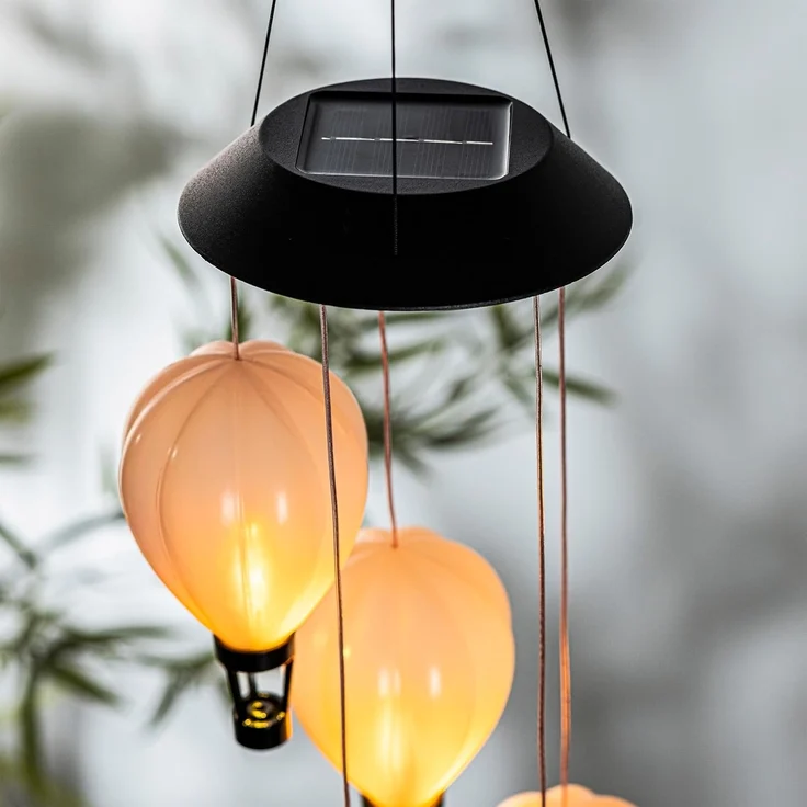 Spetebo LED Dekolicht Solar LED Windspiel mit 5 beleuchteten Heißluftballons - 82 cm, Solar betrieben, LED fest integriert, warm weiß, warm weiß mit Flammeneffekt – Bild 4