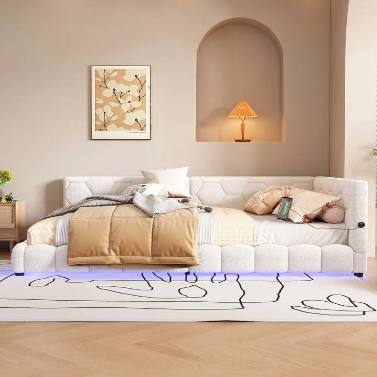 CHICFURN Daybett aus Vliesimitat, Weiß, 140x200 cm, mit LED-Umgebungslicht, USB- und Type-C-Anschluss – Bild 3
