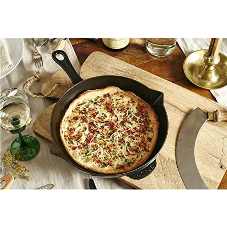 STAUB Bratpfanne aus Gusseisen, 26 cm, mit Ausgießer, für alle Herdarten geeignet, Grau – Bild 3