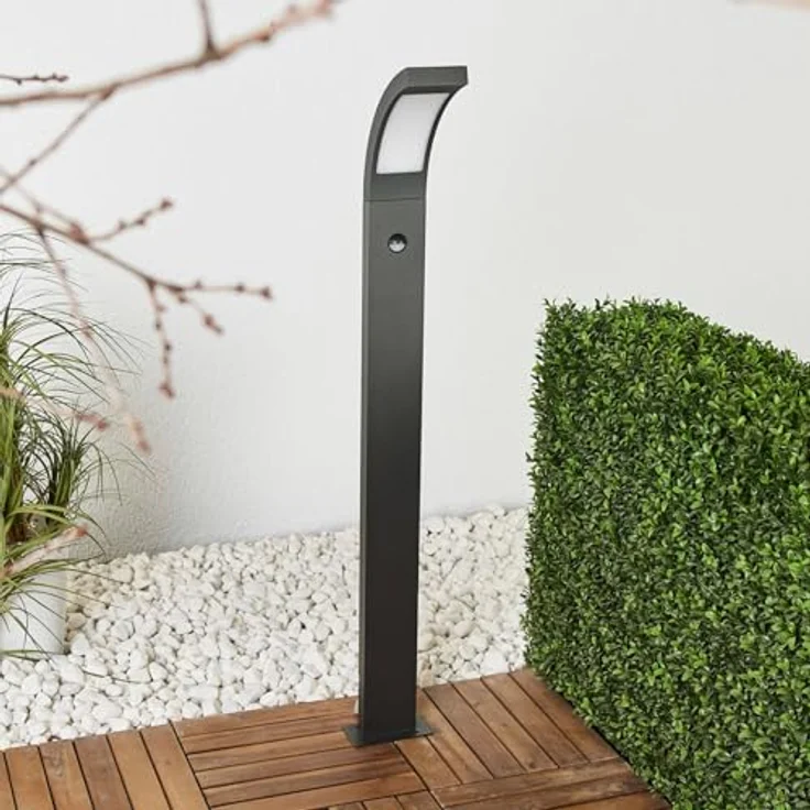 Lucande LED Außenleuchte Juvia, spritzwassergeschützt, Schwarz, mit Bewegungsmelder, 1-flammig, IP54, für Terrasse, Garten und Balkon – Bild 2