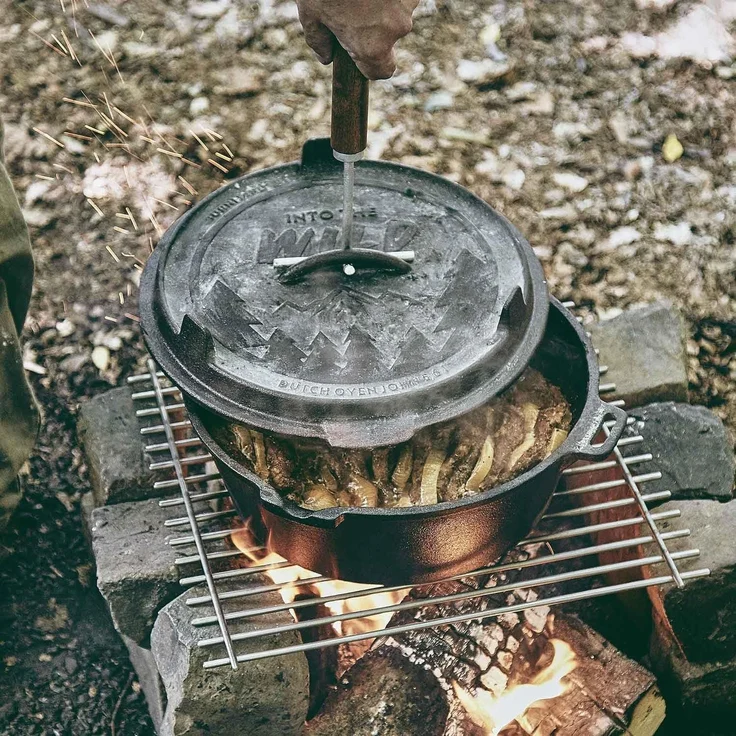BURNHARD Dutch Oven Pre-Seasoned, 4qt 3,8 Liter, Gusseisen Feuertopf, Schmortopf mit Deckelheber ohne Füße - Schwarz - #946111 – Bild 5
