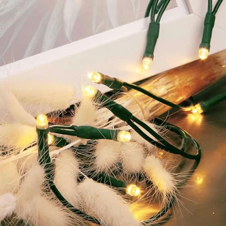 hellum LED Mini Lichterkette Innen, 100 mini LED Lichter, 1485cm beleuchtete Länge, Lichterkette Strom mit Stecker, Kabel grün, warmweiß Innen, für Weihnachtsbaum 577600 – Bild 2