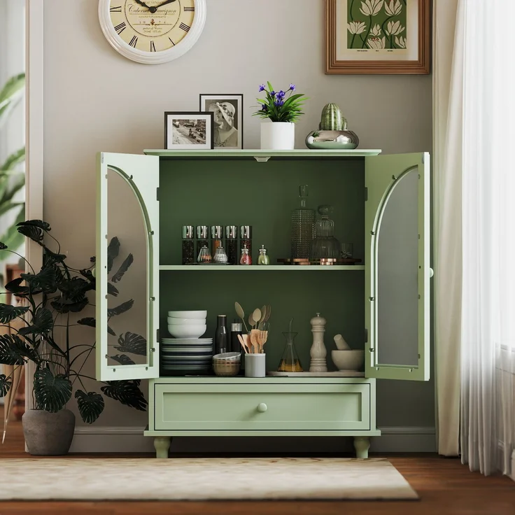 Sideboard B 38 x T 71 x H 93,5 cm aus MDF in Minzgrün mit gewölbten Glastüren und Schublade – Bild 2