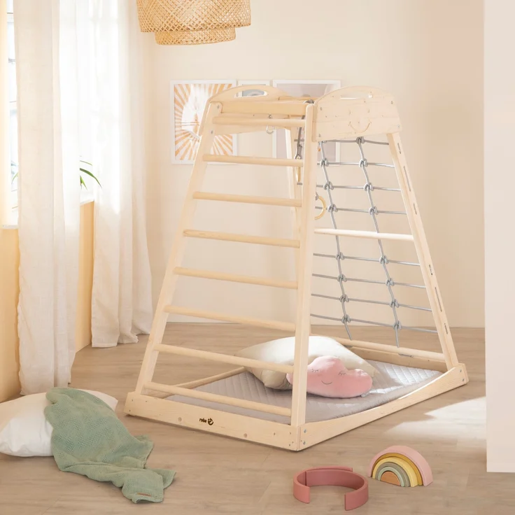 roba Montessori Indoor Spielturm inkl. 2in1 Rutsch- & Kletterbrett, Kletternetz- & Sprossenseite, Schaukel & Turnringen - Geeignet ab 24 Monaten - Belastbar bis 70 kg - Holz natur – Bild 7