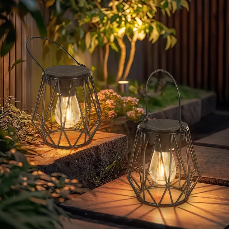 Ketom 2 Stück Solarlampen für Außen Hängend, Solarlaterne für Außen Stehend Metall, IP65 Wasserdicht Solar Hängelampe Outdoor Vintage mit LED-Glühbirne und Haken, Diamant, Schwarz, für Draußen Rasen