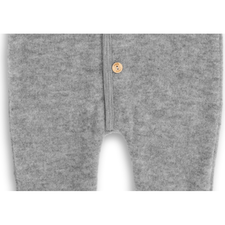 Engel Baby-Overall mit Kapuze, Holzknöpfen und Umschlag – Bild 2