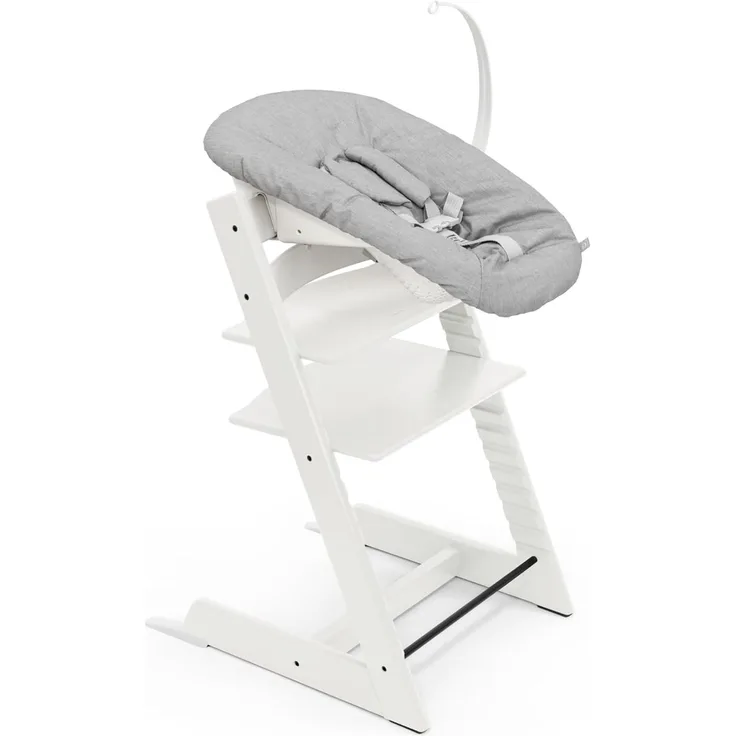 Tripp Trapp Stuhl von Stokke (White) mit Newborn Set (Grey) - Für Neugeborene bis zu 9 kg - Gemütlich, sicher & einfach zu verwenden